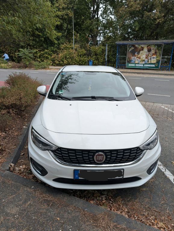 Bild des Angebotes Fiat Tipo 1.6 MultiJet EASY EASY