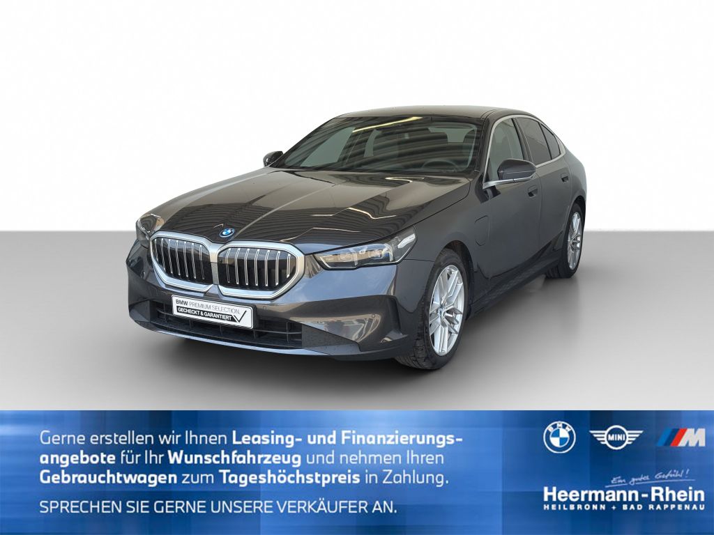 Bild des Angebotes BMW 530e xDrive Lim. LiveCock.LED.Komfsz.ParkAss.P