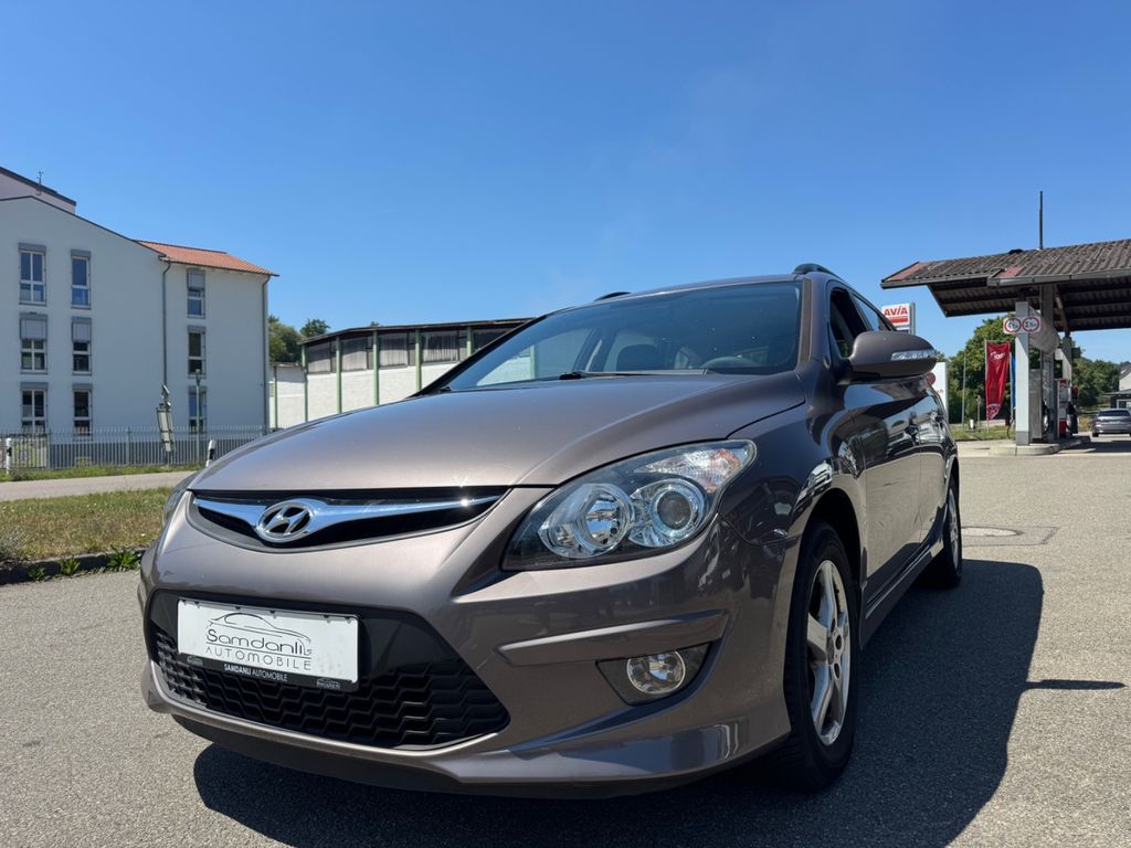 Bild des Angebotes Hyundai i30 CW 1,4*SEHR GEPFLEGT*2.HAND*ANHÄNGERKUPPLUNG