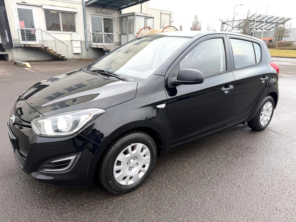 Hyundai i20 FIFA World Cup Edition