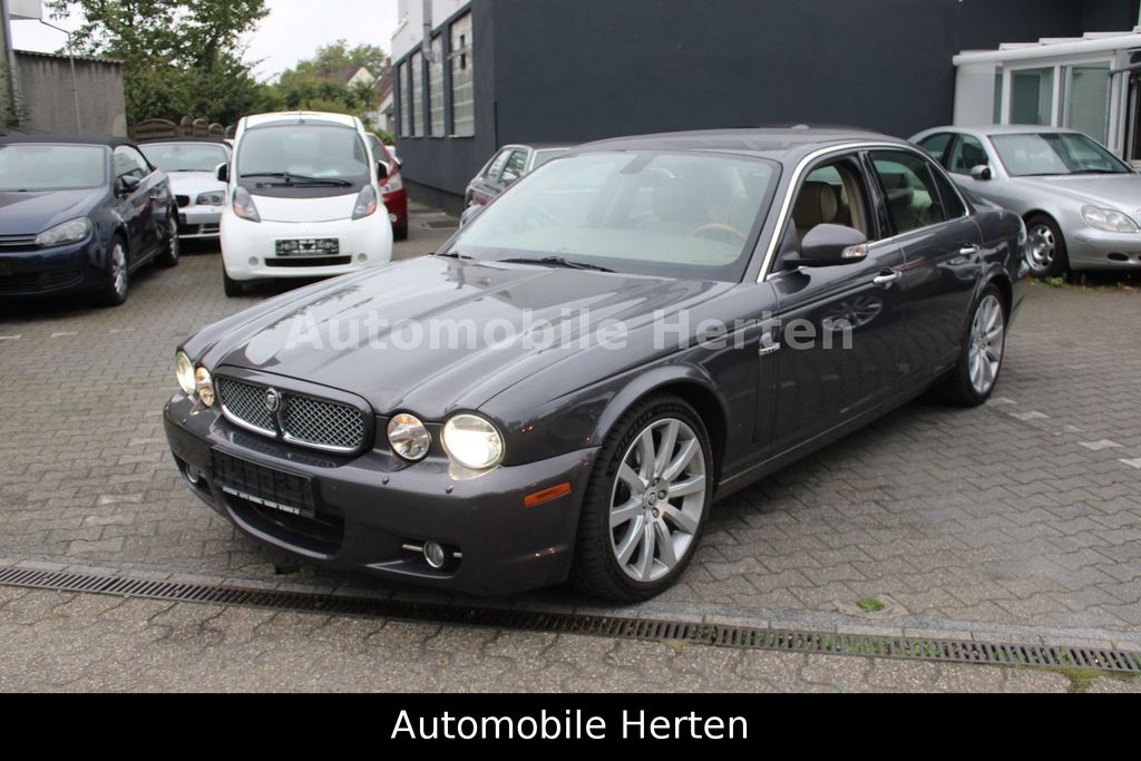 Bild des Angebotes Jaguar XJ 2.7 D XJ6 Executive*2.HAND*TOPZUSTAND*VOLL*