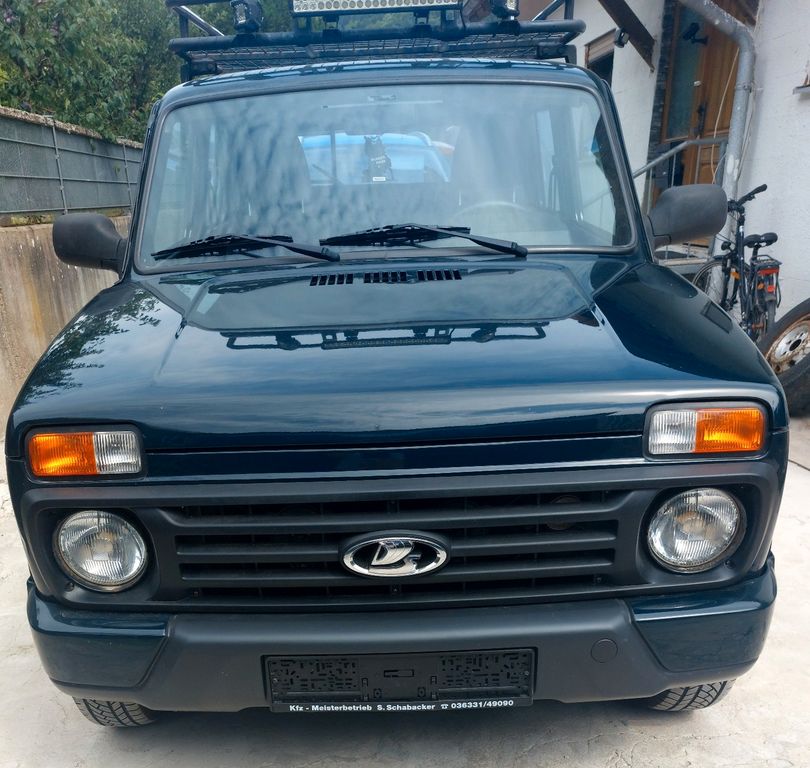 Bild des Angebotes Lada Urban