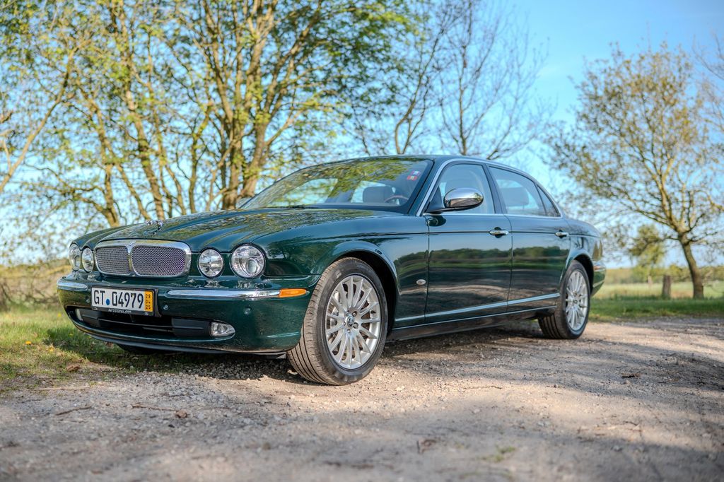 Bild des Angebotes Jaguar XJ8 L 4.2 Liter Executive Langversion