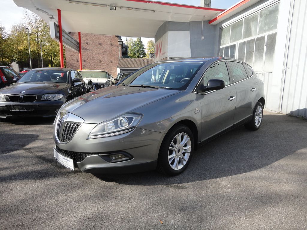 Bild des Angebotes Lancia Delta Oro 1,9d 140 KW HU11/27 Klimatr+Navi+Leder