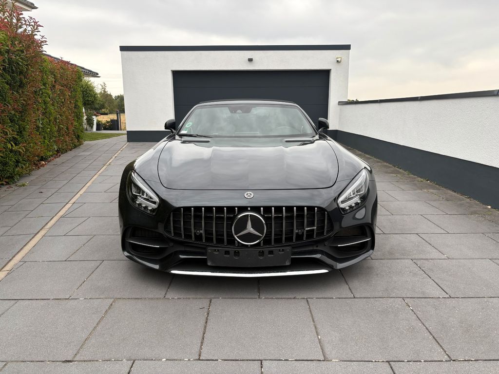 Mercedes-Benz AMG GT Roadster