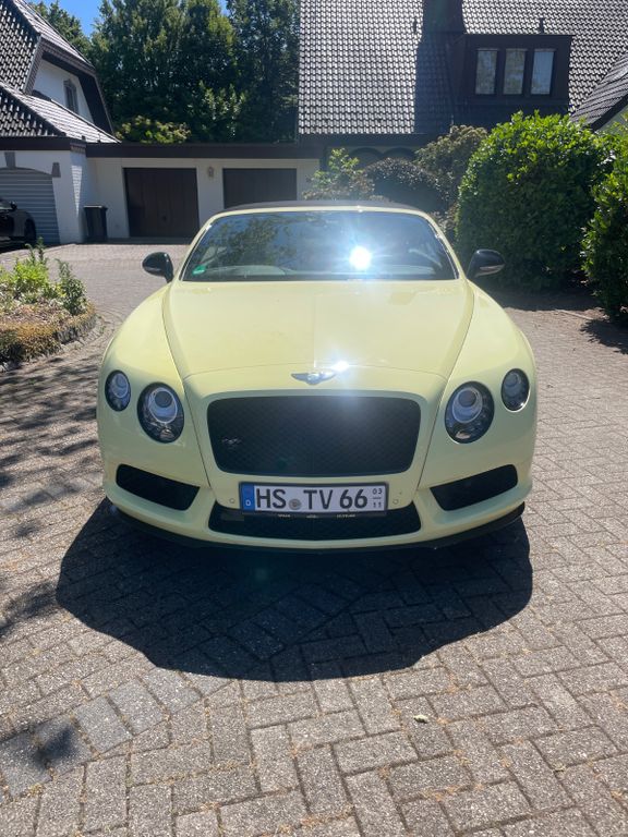Bild des Angebotes Bentley Continental GTC V8 S 528 PS