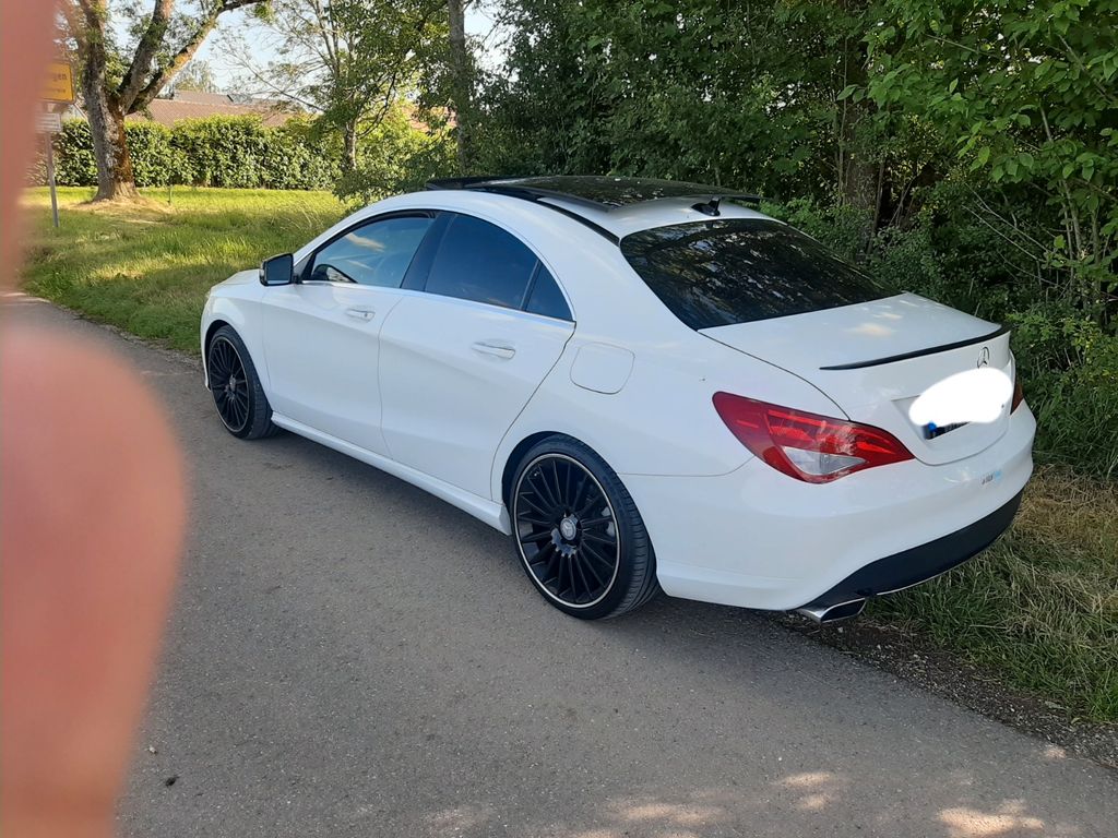Bild des Angebotes Mercedes-Benz CLA 250 4MATIC DCT -