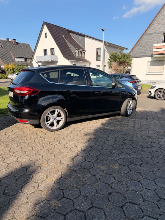 Ford C-Max 1,5 EcoBoost 110kW Titanium Titanium