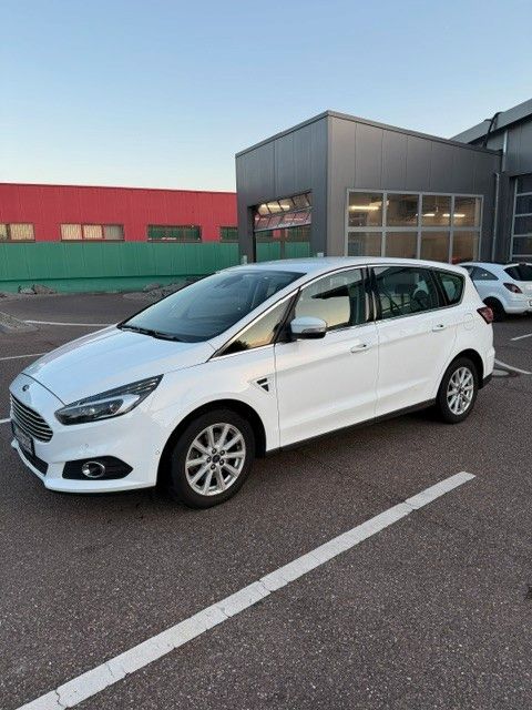 Bild des Angebotes Ford S-Max 2,0 EcoBoost 176kW Titanium Automatik ...