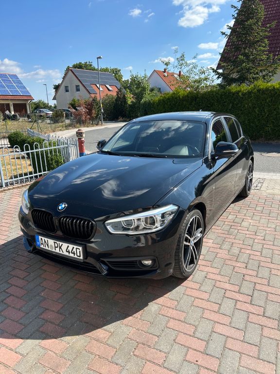 Bild des Angebotes BMW 120i mit M Performance Ausstattung