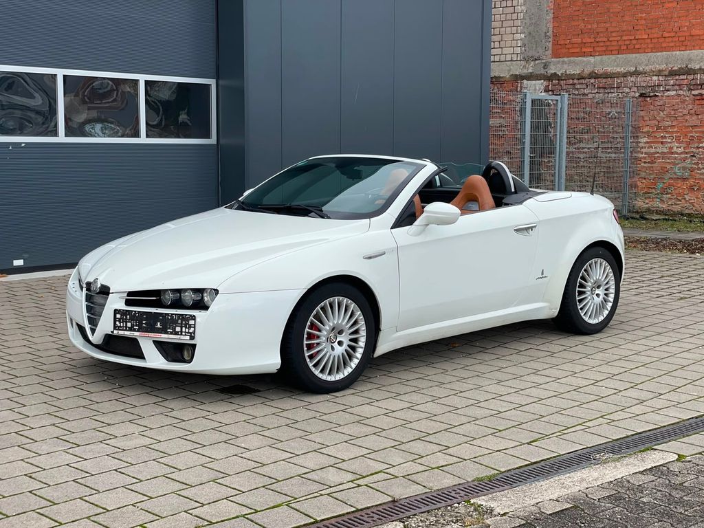 Alfa Romeo Spider 2.2 JTS 16V