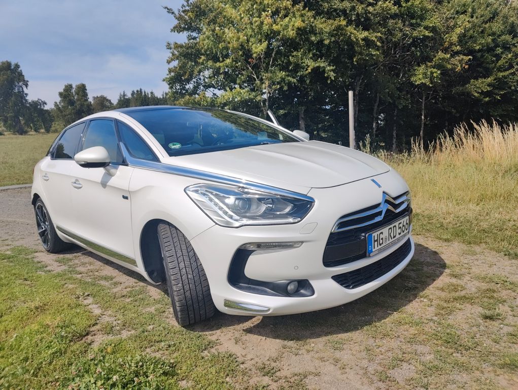 Bild des Angebotes Citroën DS5 HDi 165 SportChic Autom. SportChic