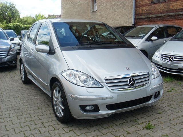 Bild des Angebotes Mercedes-Benz A 200 Elegance Autom / Comand / Xenon / PTS