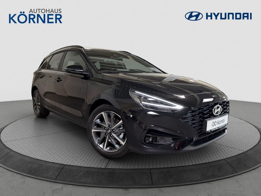 Hyundai i30cw 1.6 T-GDI TREND PANORAMADACH