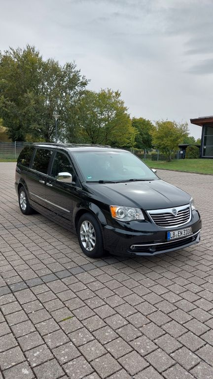 Bild des Angebotes Lancia Voyager 2.8 MultiJet 16v S Automatik S