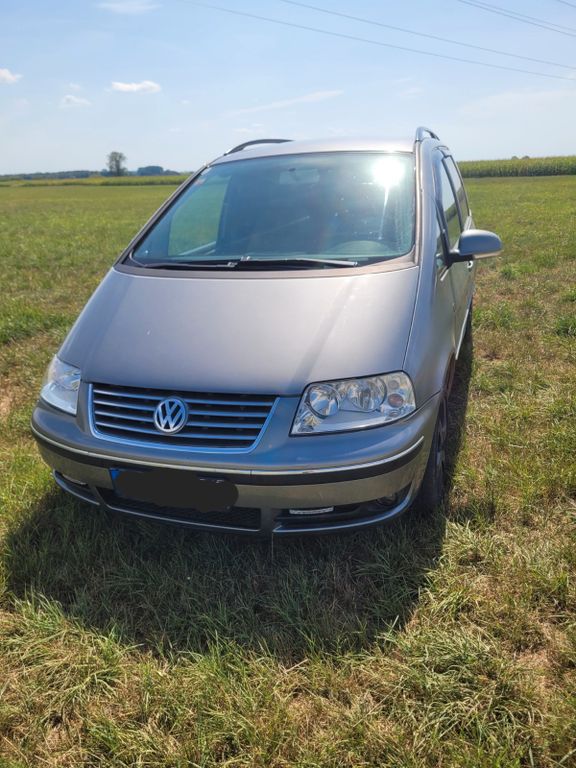 Bild des Angebotes Volkswagen Sharan 1.9TDI 85kW 4Motion Special Tüv Neu