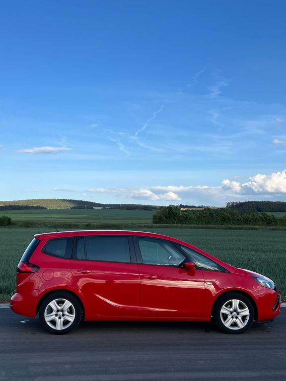 Bild des Angebotes Opel Zafira Tourer 1.4 Turbo ecoFL. Bus. INNOVAT....