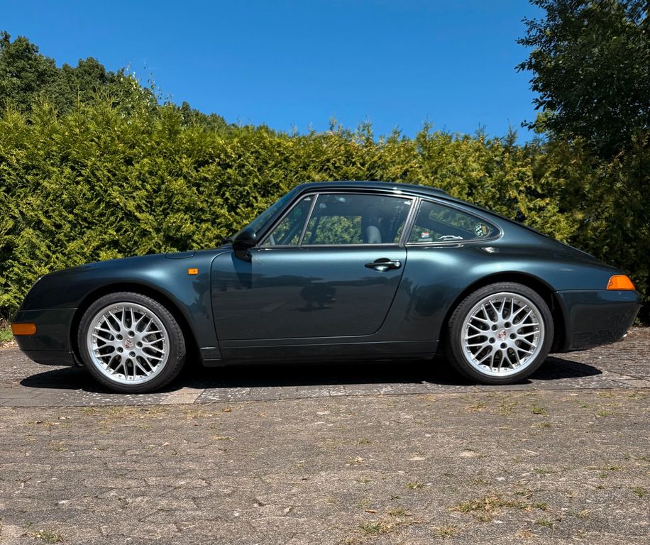 Porsche 911 (993) Carrera Coupé Tiptronic