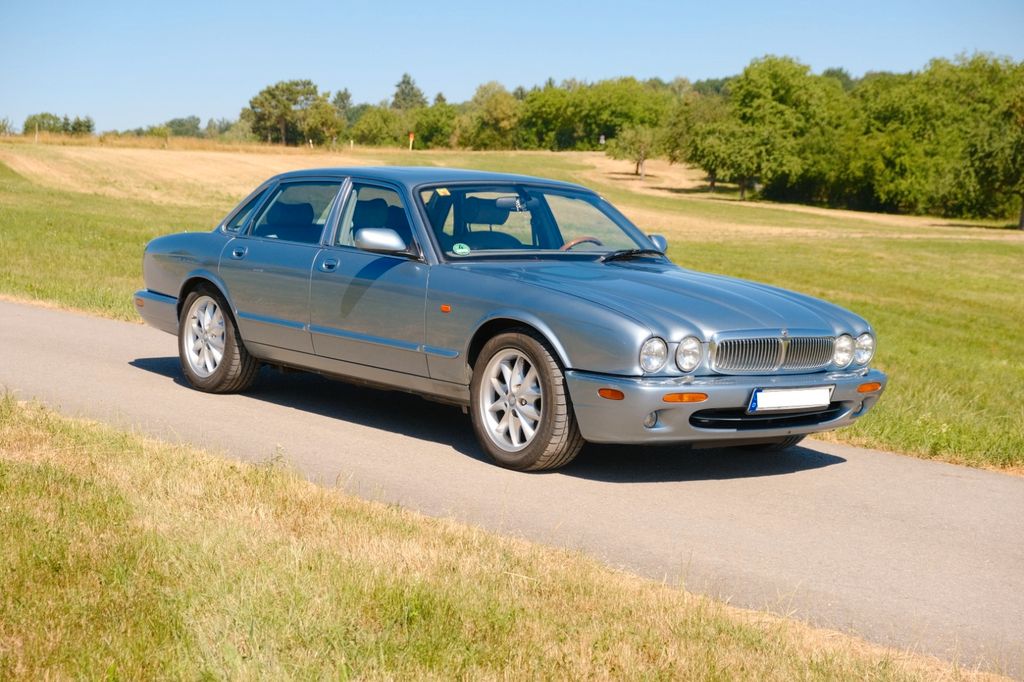 Bild des Angebotes Jaguar XJ 8 4.0 Sovereign