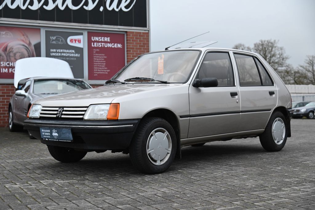 Peugeot 205 GR *OLDTIMER*TOP*INKL.GARANTIE*