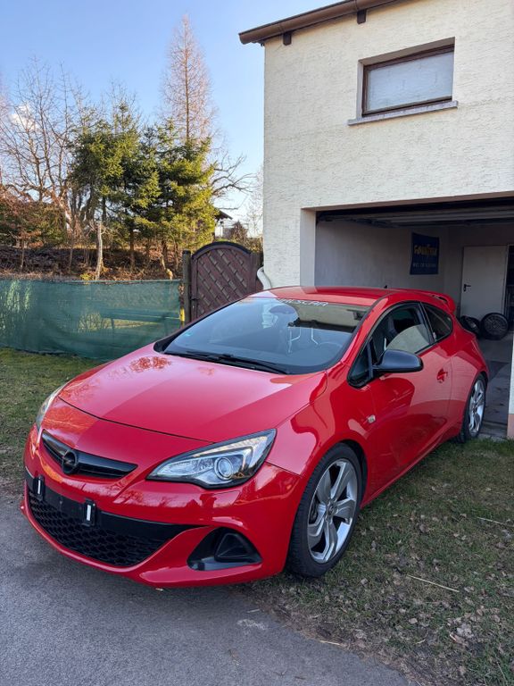 Opel Astra J OPC