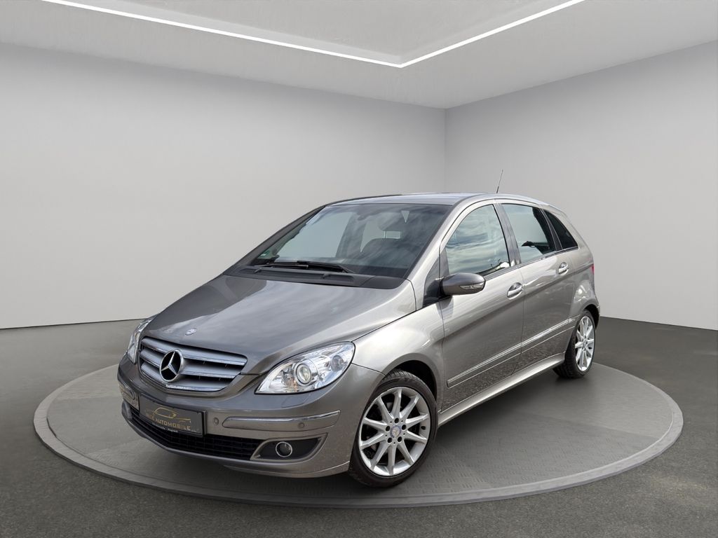 Bild des Angebotes Mercedes-Benz B 170*Sport Paket*Navi*SHZ*TÜV 01/28*AHK