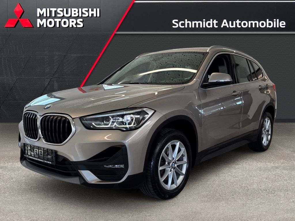 Bild des Angebotes BMW X1 sDrive 18i Bi-LED eHckklappe PDC RF-Kamera Sh