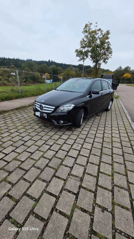 Bild des Angebotes Mercedes-Benz 200