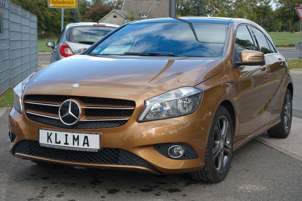 Bild des Angebotes Mercedes-Benz A 180 BlueEfficiency - SHD - RFK - NAVI - SHZ