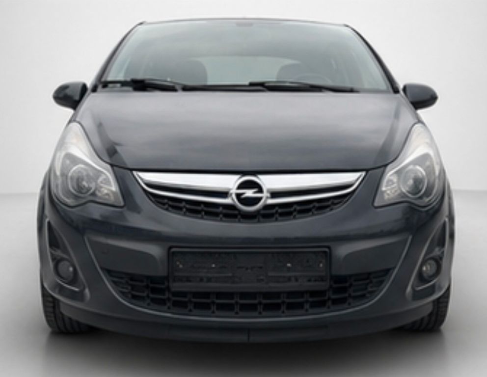 Opel Corsa 1,4 SHZ Klima PDC Teilleder 4Season Reifen