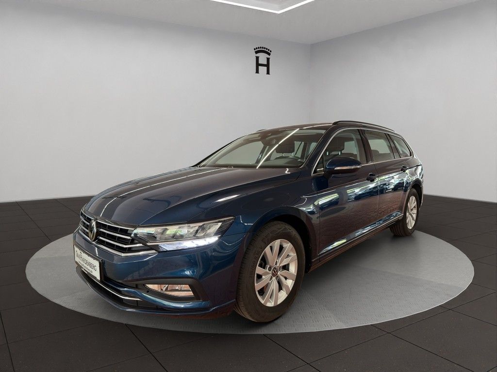 Bild des Angebotes Volkswagen Passat Var 2.0 TDI Automatik Business AHK ACC LE