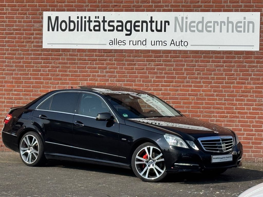 Bild des Angebotes Mercedes-Benz E 350 CDI 4MATIC Avantgarde *NAVI*SHZ*STHZG*TEMP