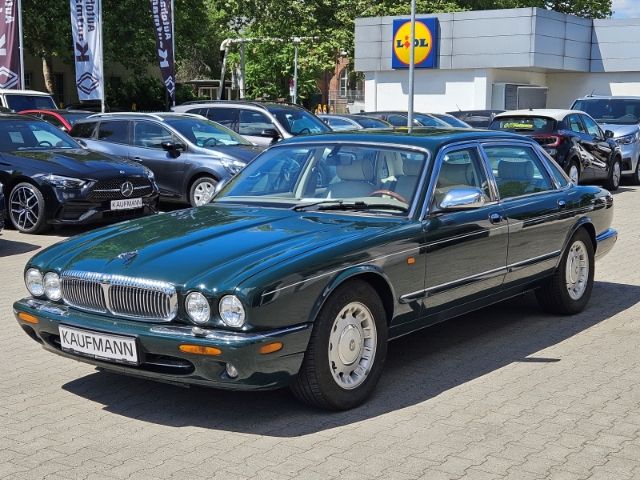 Bild des Angebotes Jaguar Daimler V8 Automatik