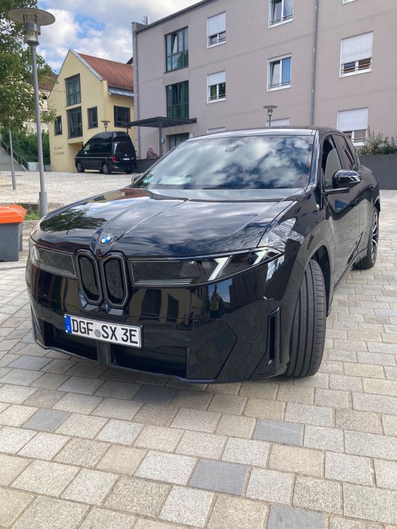 BMW iX3 50 xDrive - M Pro, H/K, Pano , AHK , 22"