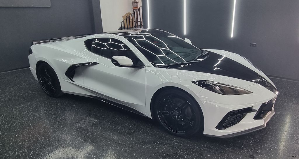 Bild des Angebotes Corvette C8 Stingray Coupe Targa 2LT 6.2L V8