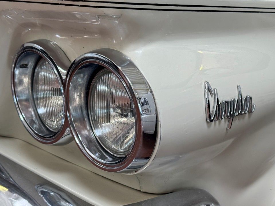 Bild des Angebotes Chrysler 300 J Coupe 6.8 Lettermotor Classic-Data