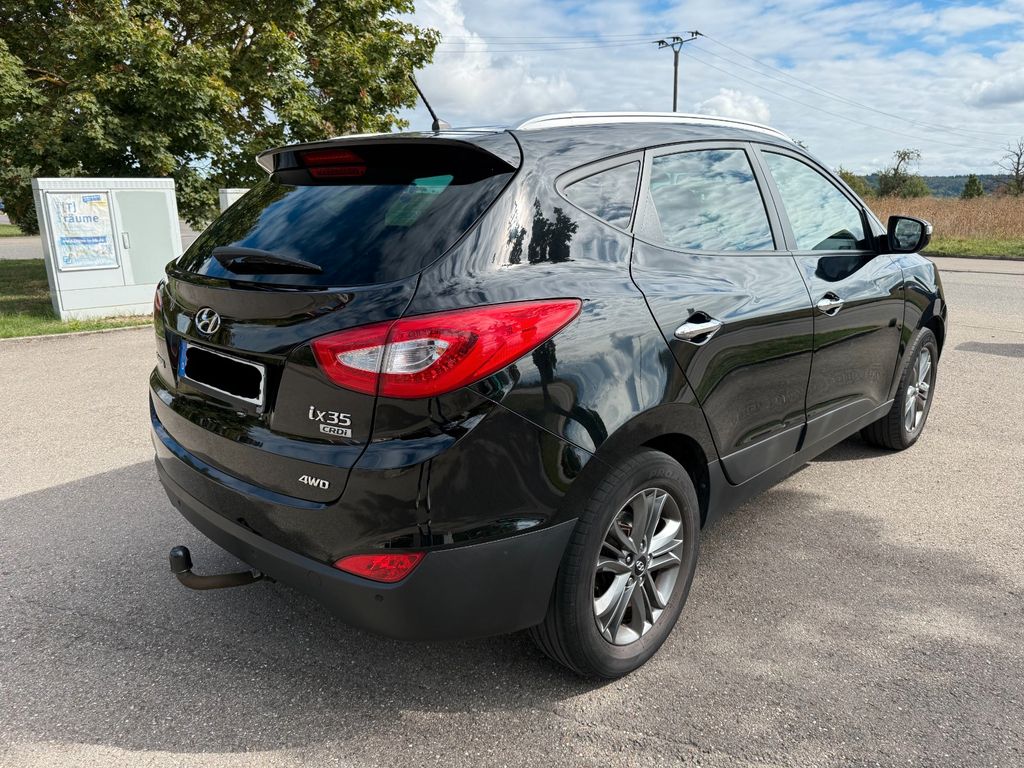 Bild des Angebotes Hyundai ix35 2.0 CRDi 135kW Black&Steel Edition 4WD ...
