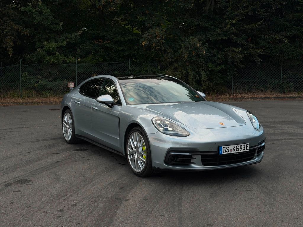 Bild des Angebotes Porsche 4 E-Hybrid Approved|Sportausp|Chrono|BOSE|Pano