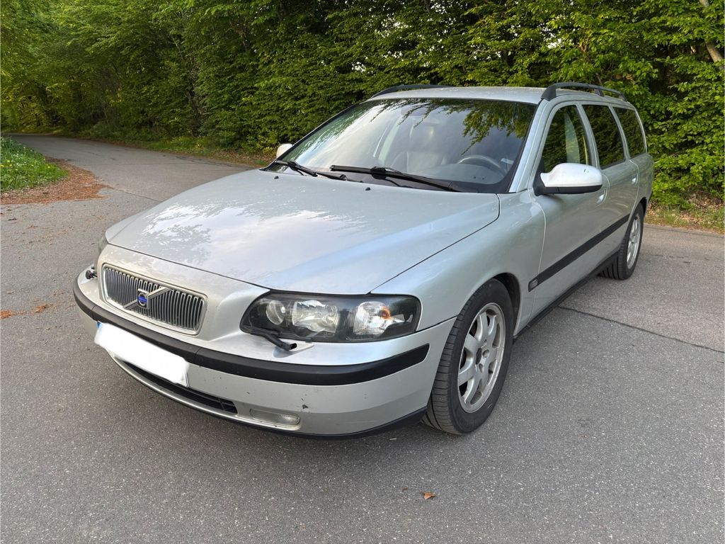 Bild des Angebotes Volvo V70 2.4 D5