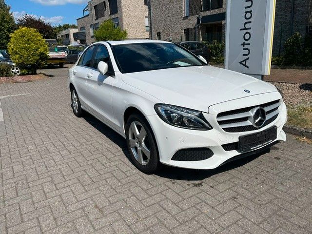 Bild des Angebotes Mercedes-Benz C 200 CGI Limousine Leder SH / SD/nur 100TK