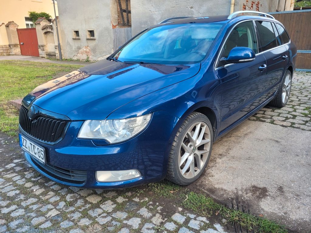 Bild des Angebotes Skoda Superb 2.0 TDI CR 125kW DSG Ambition Combi A...