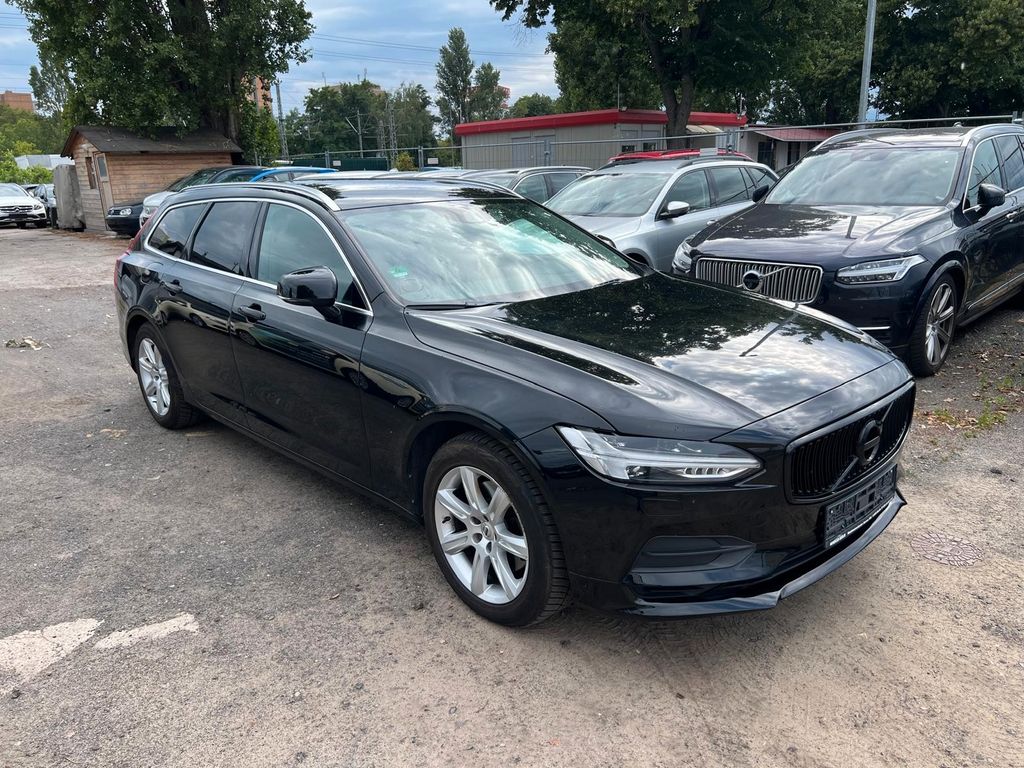 Bild des Angebotes Volvo V90 Kombi Momentum