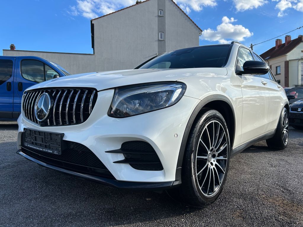 Bild des Angebotes Mercedes-Benz GLC 250 AMG 4MATIC HUD + PANO + AHK + STANDHZ