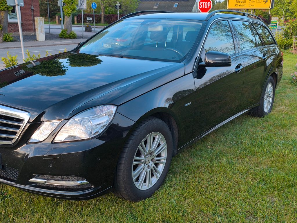 Bild des Angebotes Mercedes-Benz E 220, S212, TÜV 5/28, AHK