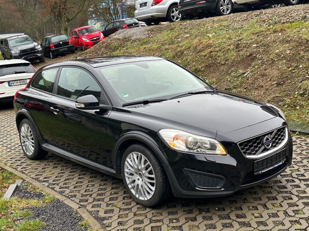 Bild des Angebotes Volvo C30 D2 Kinetic TÜV AU neu