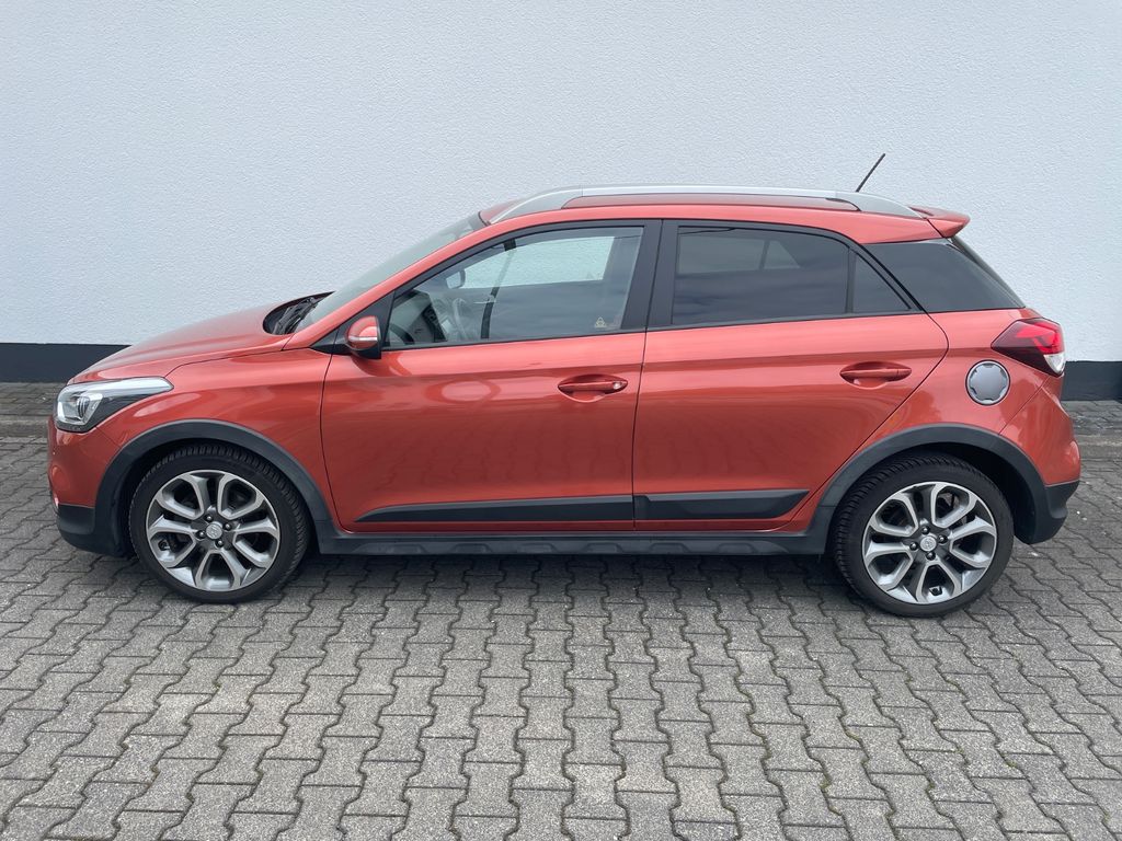 Bild des Angebotes Hyundai i20 Active blue Style / NAVI / 1. Hand