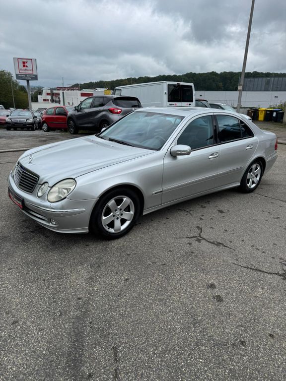 Bild des Angebotes Mercedes-Benz E 240 E -Klasse Lim. E 240*Avantgarde*Voll*