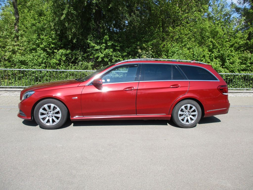 Bild des Angebotes Mercedes-Benz E 200 CDI BlueTEC T AVANTGARDE AVANTGARDE