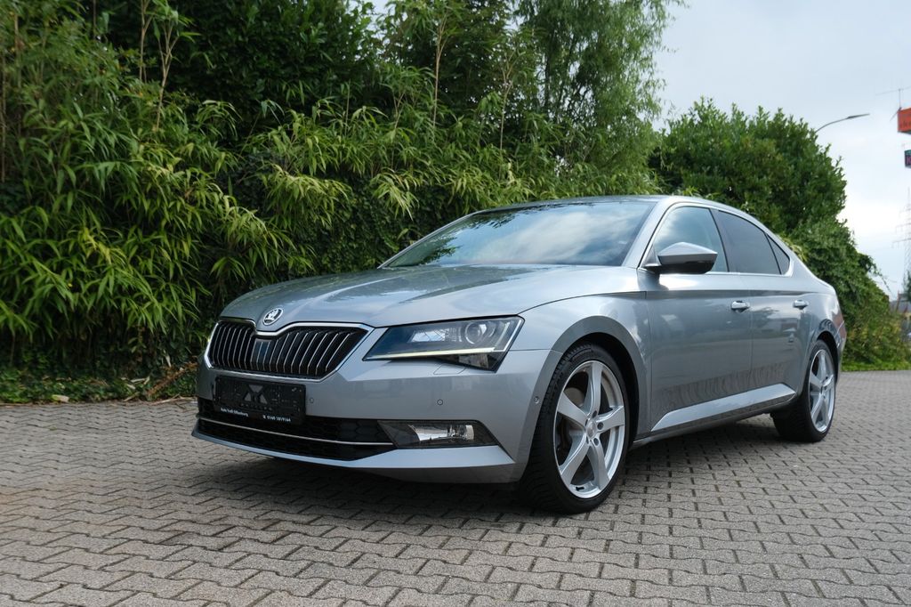 Bild des Angebotes Skoda Superb Lim Style Alcantara PDC SHZ ACC Allwetter