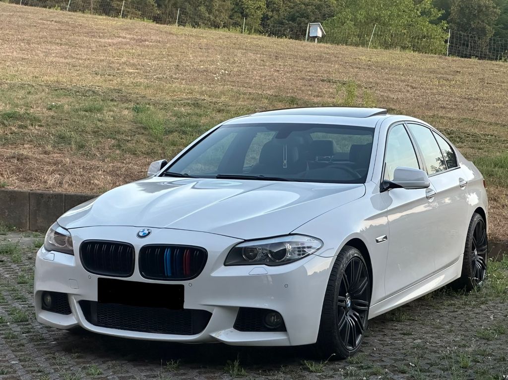 Bild des Angebotes BMW 550i V8F10 198tkm TÜV 07/27 HUD SoftClose
